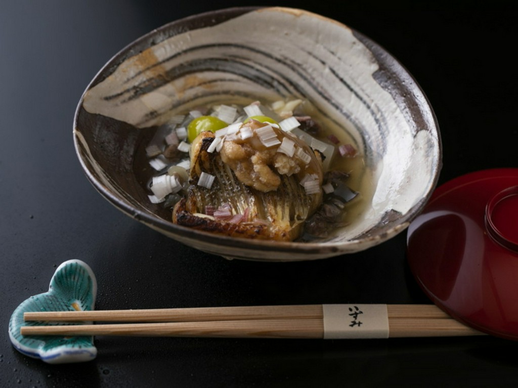 【先付】先付の一例は、『カマス すっぽん出汁』