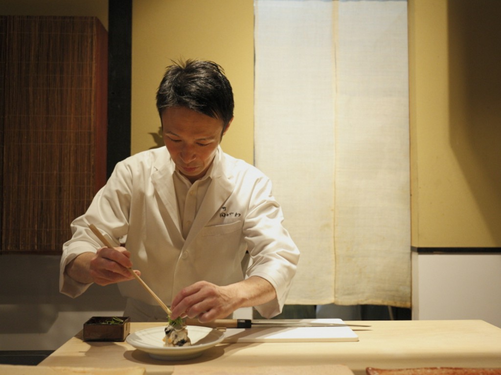 軸の部分を守りつつ、どれだけ変えられるかが料理人の道