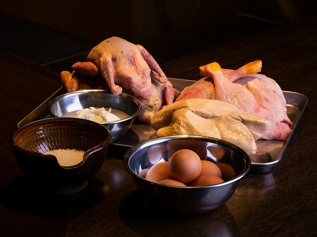 トップシェフの目利きで揃う極上の食材				