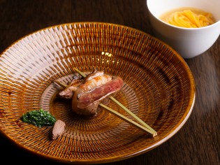 和と洋、山海のご馳走が融合『ピジョン　えび』				