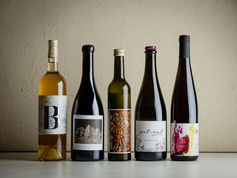 ペアリングがオススメですが、ナチュラルワインも充実