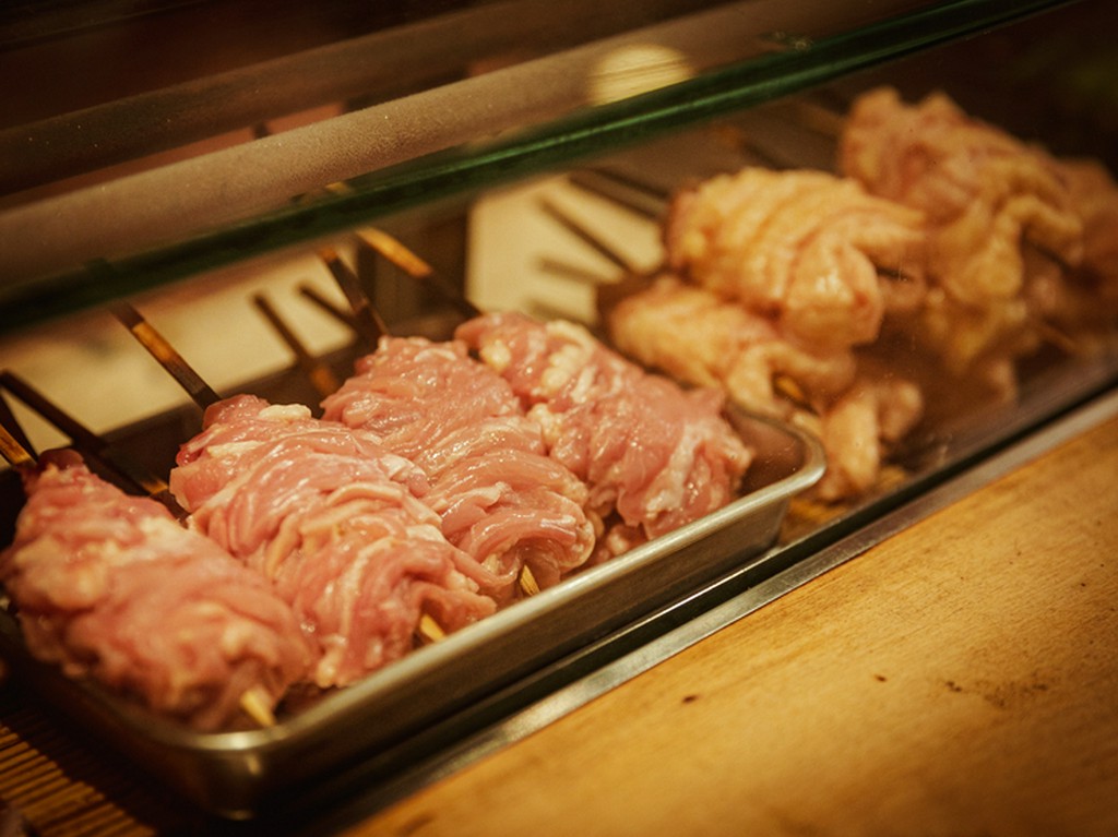 養鶏場から直接送ってもらう、ストレスなく育った福島県の伊達鶏