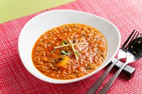 トマトをベースとしたひき肉カレー
