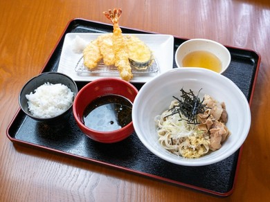 休日は、家族揃ってゆっくり団欒