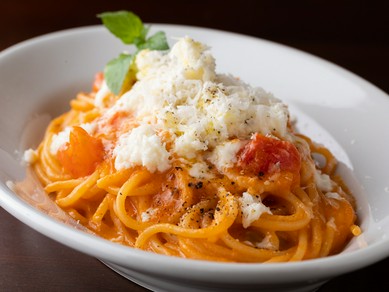 フレッシュトマトのみを使用した『IL　CAMPANELLOのスパゲティ　ポモドーロ』