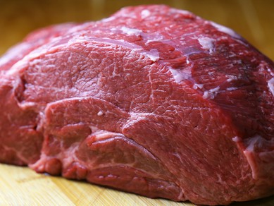 『赤城牛ランプステーキ　150g』はわさびをちょっとつけて味わうのが通な楽しみ