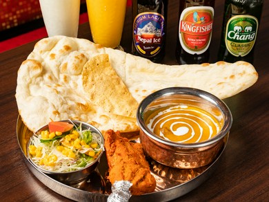 カレーもチキンも食べたい欲張りセット『タンドリーチキン ランチ』