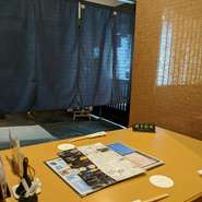 おしゃべりはずむ、半個室の掘りごたつ席2名様～8名様