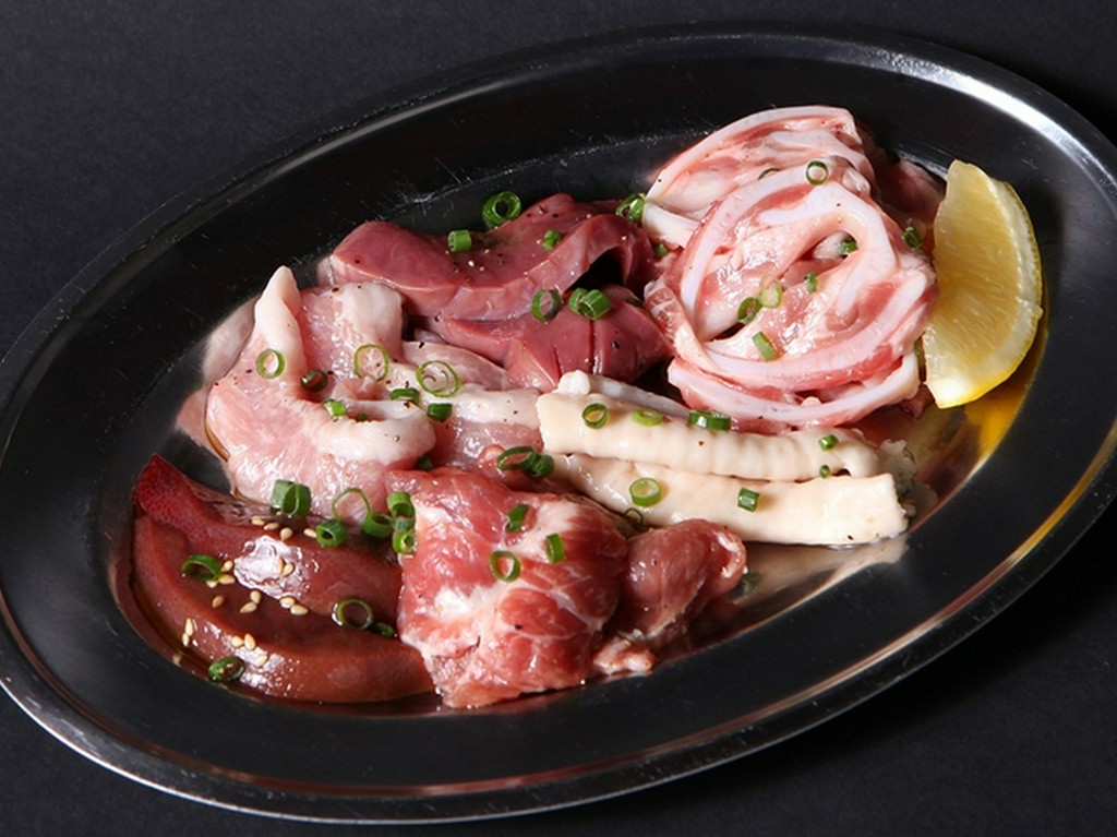 迷ったらこれを頼む『サモエド盛り』