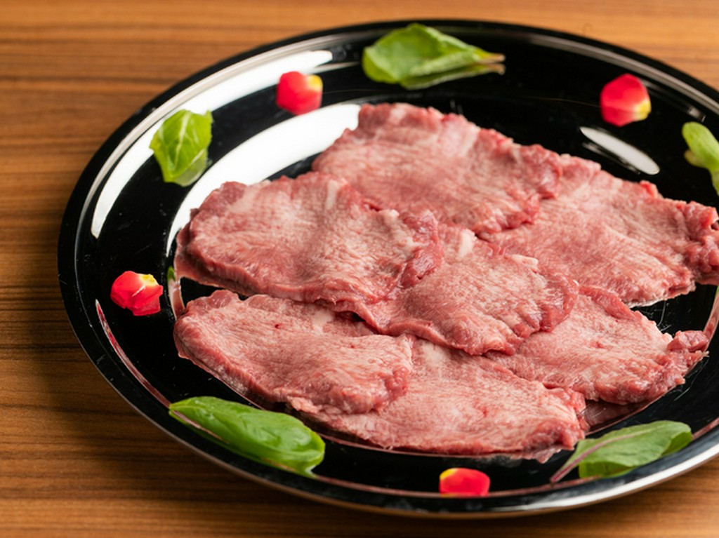 特製の檸檬ダレでいただく『上塩タン』