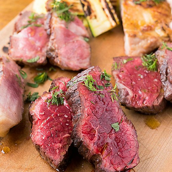 牛＆豚＆ラム＆鶏 お肉ガッツリ！炭火焼コース