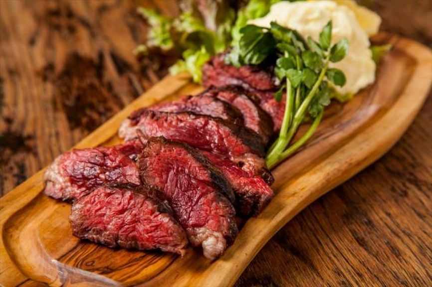 鹿児島産A5ランク黒毛和牛の熟成肉 150g