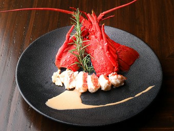 濃厚アメリケーヌソースで味わう『伊勢海老』