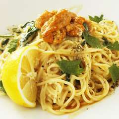 生雲丹とほうれん草のクリームパスタ