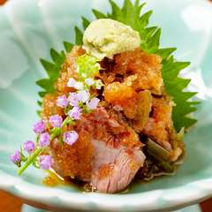 さっぱりとした肉のうまみ『和牛たたきのわさびおろし和え』