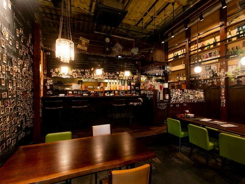 隠れ家的な落ち着いた雰囲気