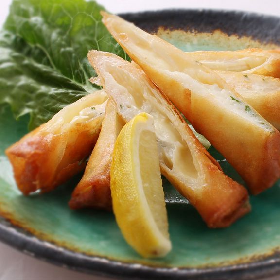 ★おすすめ 海老とカマンベールの春巻き