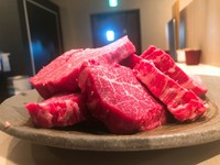 弱火でじっくり仕上げる為、焼き時間かかります。お早めにご注文ください。