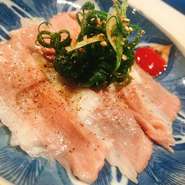 あっさりと味付け。薬味と一緒に。