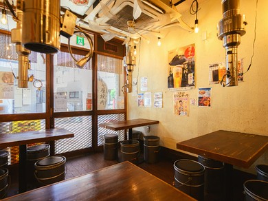 アットホームな雰囲気の焼肉屋で楽しいひとときを