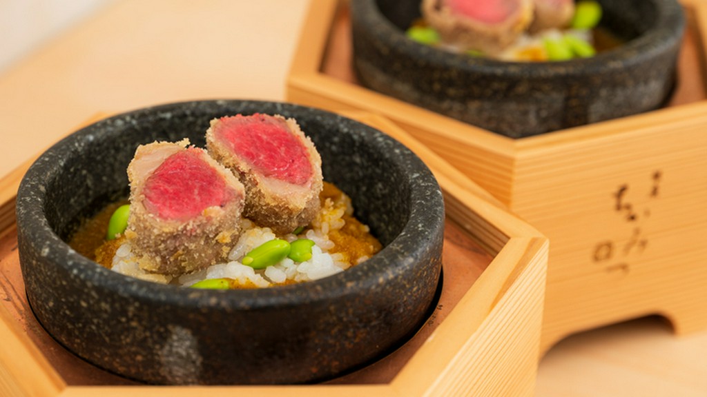 普段使いから特別な席までシーンを選ばず利用可能