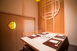 0004030282U1.jpg