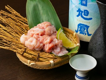 冬季限定『旬の白子ポン酢』は、とろけるようなクリーミーな食感。新鮮な旬食材をご賞味あれ