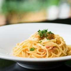 雲丹のソースを絡めていただく贅沢な『雲丹のカルボナーラ』