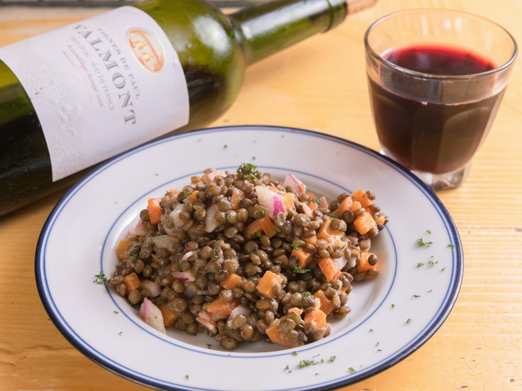 本場・フランスの食堂で愛される『レンズ豆のサラダ』