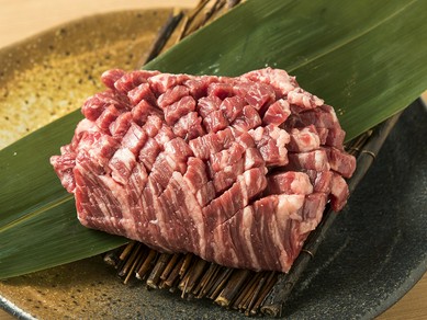 ジューシーな肉質を堪能『厚切りハラミステーキ』