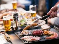 赤身に程よい脂の乗った牧草牛など、秋の味覚とともにバラエティー豊かな厳選食材をお楽しみいただけるBBQプランです。ビールやワイン、カクテル等各種ドリンクを飲み放題120分でお楽しみいただけます。
