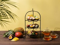 ドバイの7つ星ホテルで提供されているロンネフェルトの紅茶や日本各地の煎茶と共に月替わりの季節の甘味をお楽しみいただくプランです。