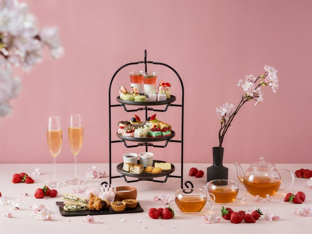 季節毎にテーマを変えてご用意するアフタヌーンティープラン。名古屋の中心で贅沢時間をお過ごし下さい。