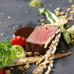 【乾杯酒付き】旬の食材に拘ったランチ限定フルコース！