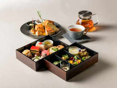 MIRAIZA OSAKA-JO内で愉しむアフタヌーンティー。ロンネフェルトの紅茶など約16種類から選べるドリンク付き