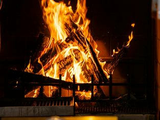 公园内的川越烧柴料理