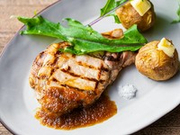 【ダブルメインコース】魚・肉のWメインのなど全5品&パン・ドリンクブッフェ付