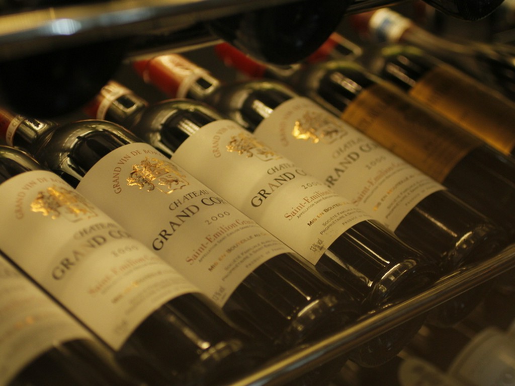 【ペアリング】ワインも種類豊富にご用意しております