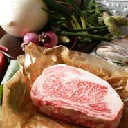 旬の食材にこだわりお料理をご提供しております