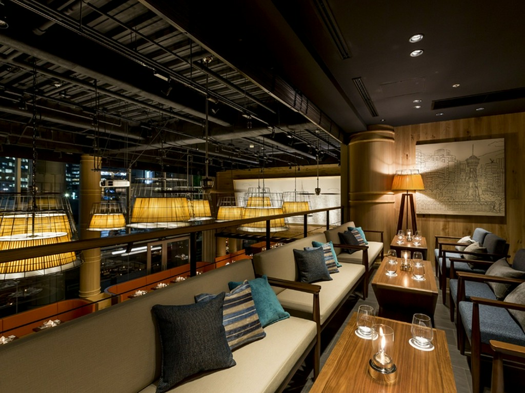 店内の階段を上ると広がるロフトスペース