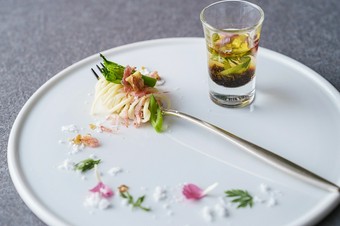 【ランチアニバーサリー】大切な方との記念日やお誕生日に　乾杯スパーク＋全5品フルコース