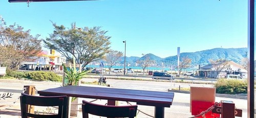 海の見える テラス席