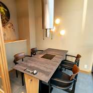 ニューノーマル時代に合わせた、こだわりの店内設計も魅力。全席個室のため、ほかのゲストとあまり顔を合わすこともありません。完全プライベートな空間で食事を満喫できます。