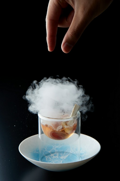 弾けるバブル。インスタ映えする“粋な演出”でお出迎え