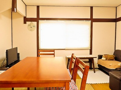 お二階は個室としておくつろぎいただけます