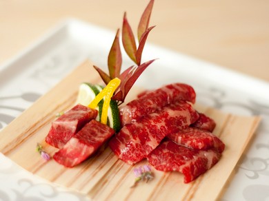 個人盛り会席料理と地酒でおもてなし。豪華黒毛和牛付き…