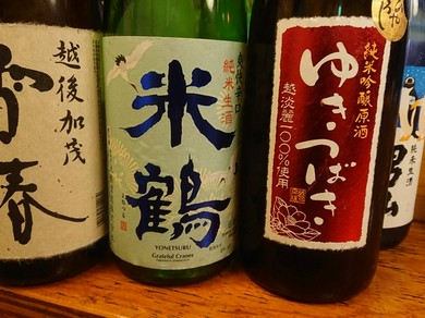 北海道産をはじめとした全国の銘酒を楽しめる