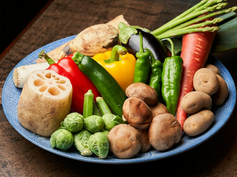 旬にこだわり用意される食材。さまざまな料理でゲストを魅了