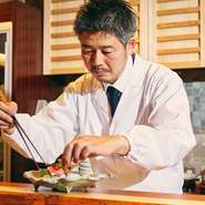 さまざまな目的で利用してほしいと店主は語ります。接待や会食、デートや記念日、一人でゆっくり過ごしたい人など、幅広いシーンに対応。シチュエーションに合わせた接客でもてなしてくれます。