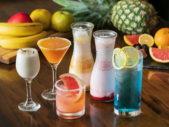 珍しいスムージー系のカクテルも含んだ『フリードリンク』